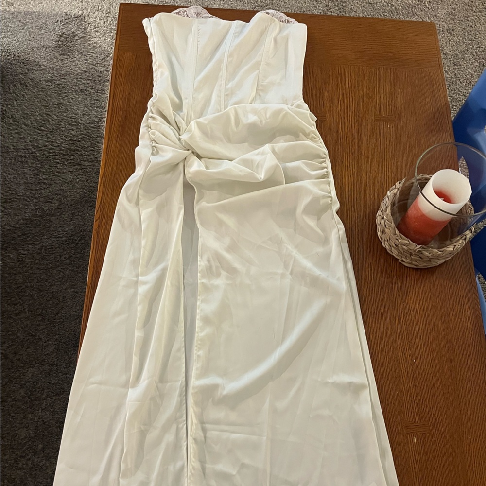 Elegant Strapless Ivory Side-Slit Maxi Dress - Picture 5 of 5